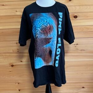 Pink Floyd 2017 Band Tee Size Large